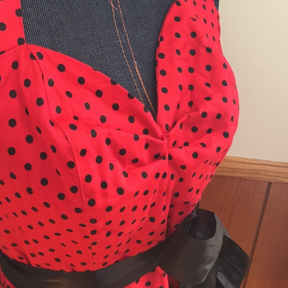 SOLD——- NWOT- Red, retro style dress - Picture 2 of 4